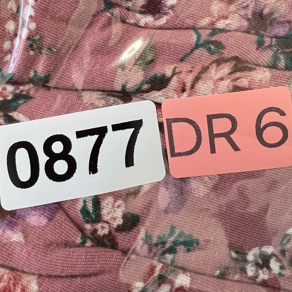 Floral Pink V-Neck Top long sleeve size Xl long sleeve - Picture 9 of 9